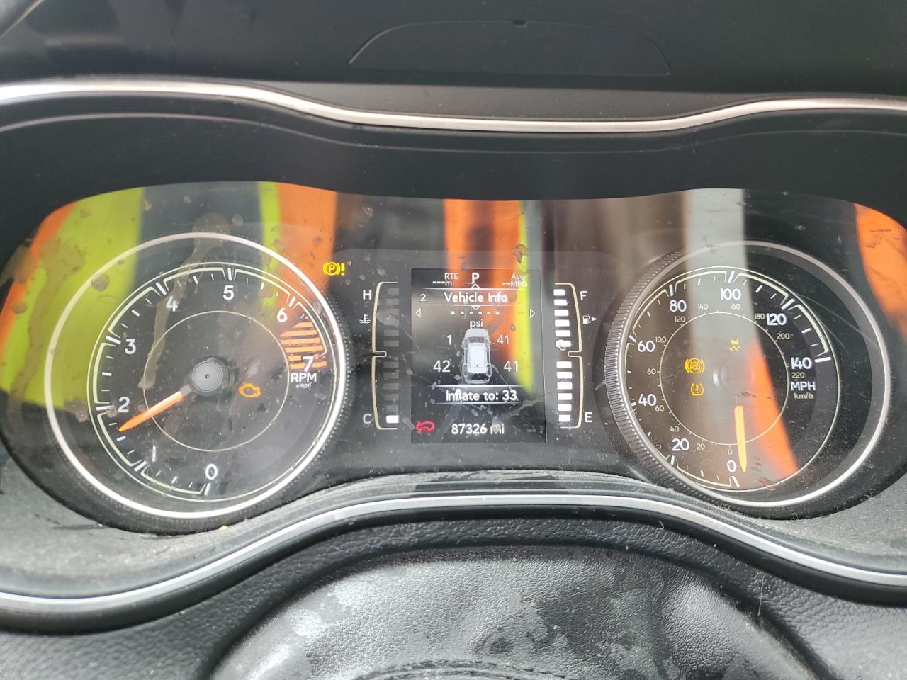 1C4PJMLB5KD291736 2019 Jeep Cherokee Latitude Plus