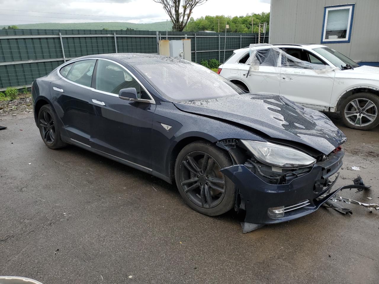 5YJSA1H20FF084512 2015 Tesla Model S 85D