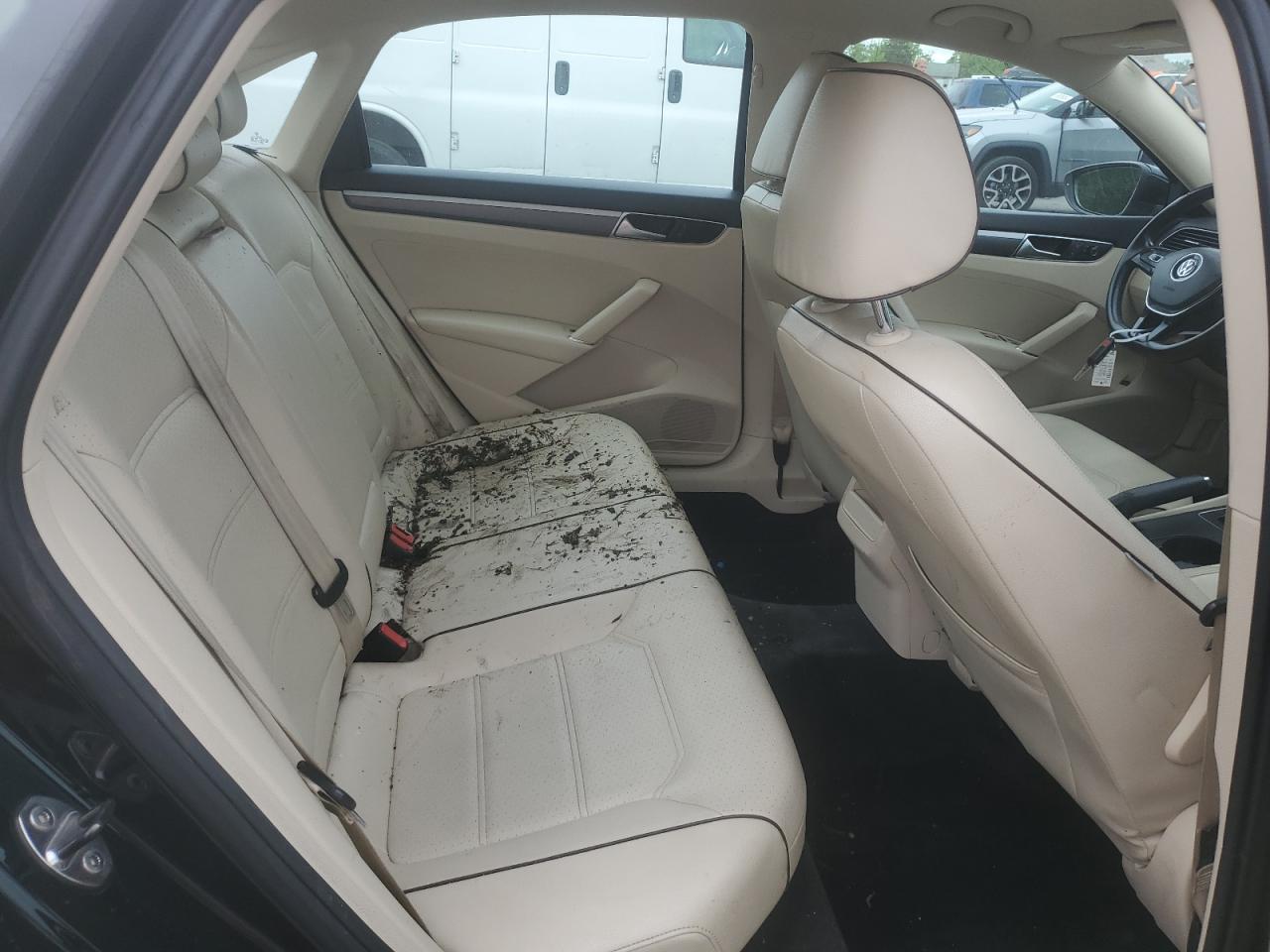 1VWAT7A33GC035280 2016 Volkswagen Passat S