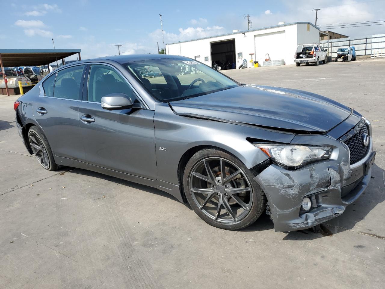 JN1EV7AP6GM303933 2016 Infiniti Q50 Premium