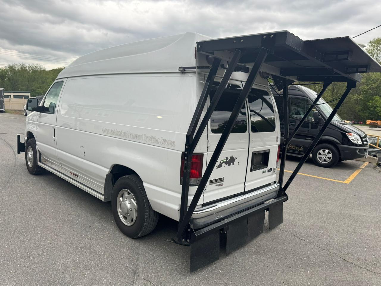 2012 Ford Econoline E350 Super Duty Van vin: 1FTSE3ES8CDA37686