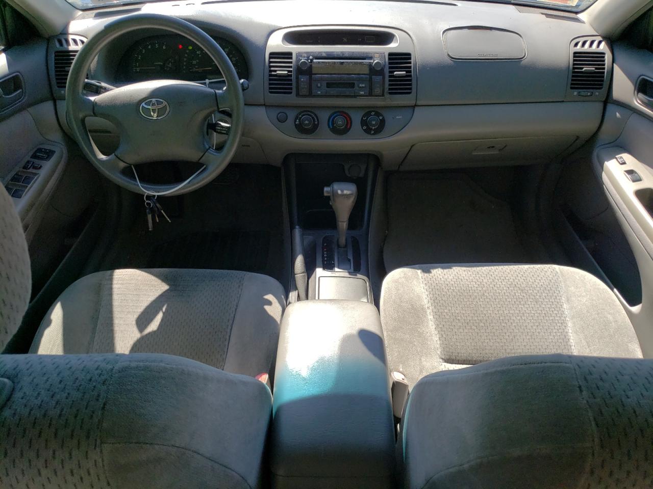 4T1BF30K74U065559 2004 Toyota Camry Le