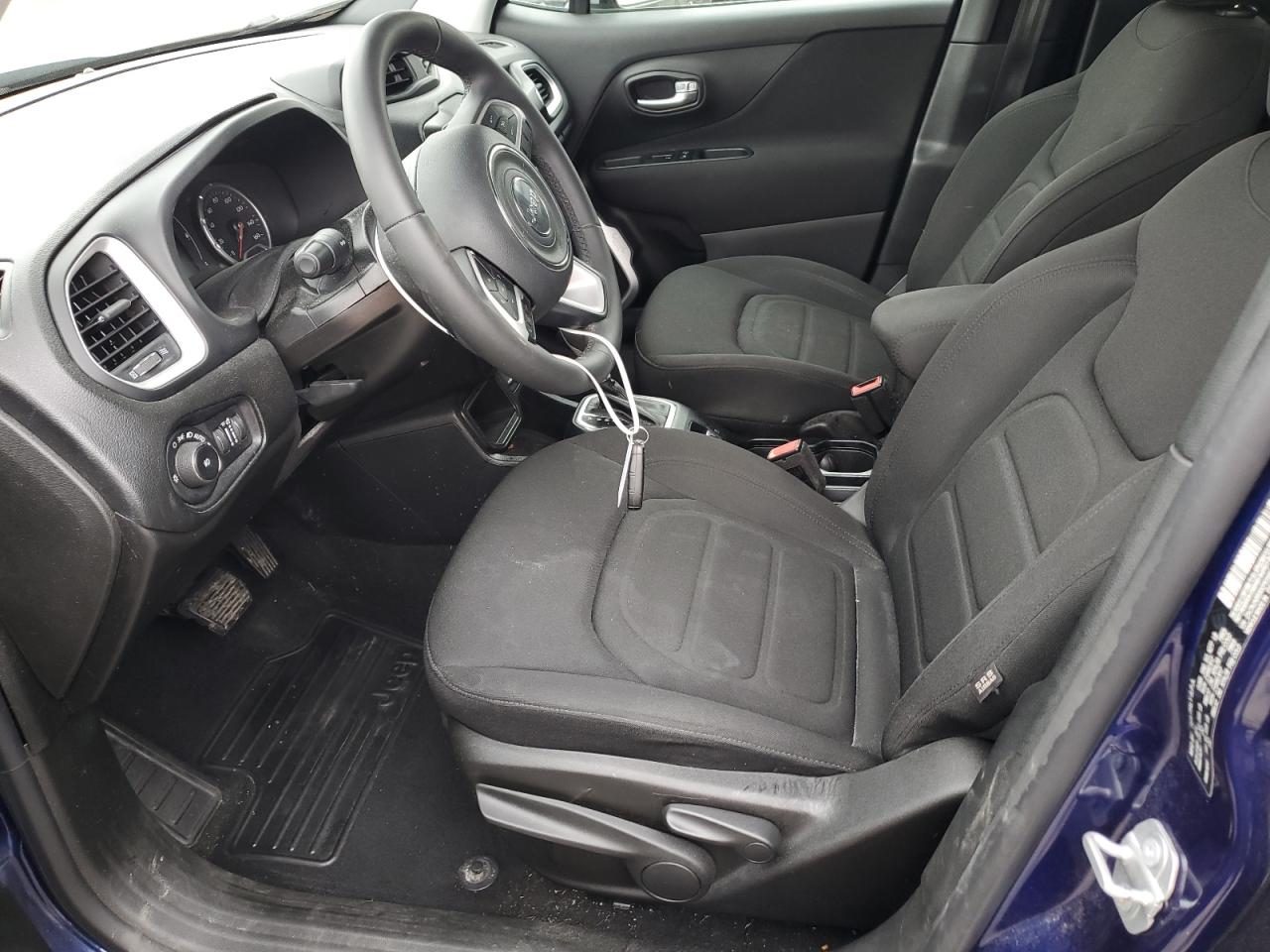 ZACNJABBXKPK89924 2019 Jeep Renegade Latitude