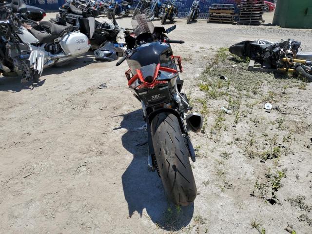 2022 APRILIA RSV4 FACTO - ZD4KYUB0XNS000576