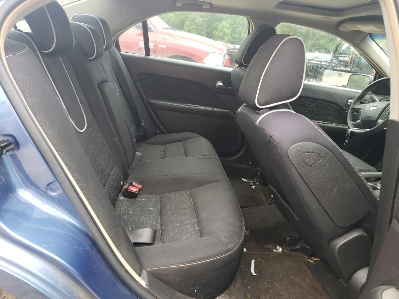 3FAHP0HGXAR360237 2010 Ford Fusion Se