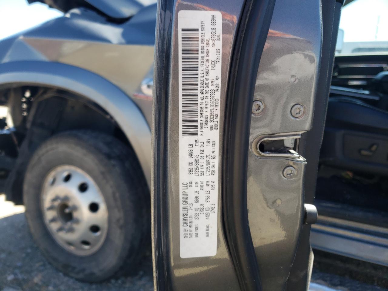 3C63RRML8DG597323 2013 Ram 3500 Laramie