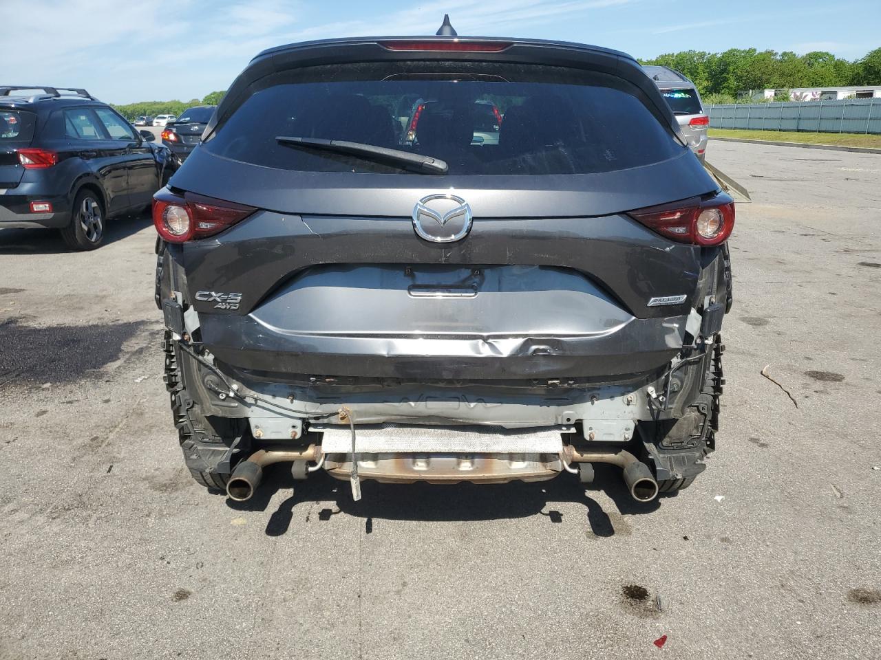 JM3KFBCM2J0379187 2018 Mazda Cx-5 Touring