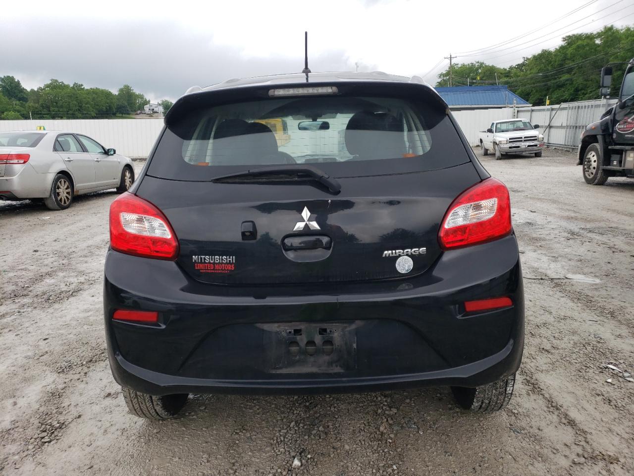 ML32A3HJ2JH004805 2018 Mitsubishi Mirage Es