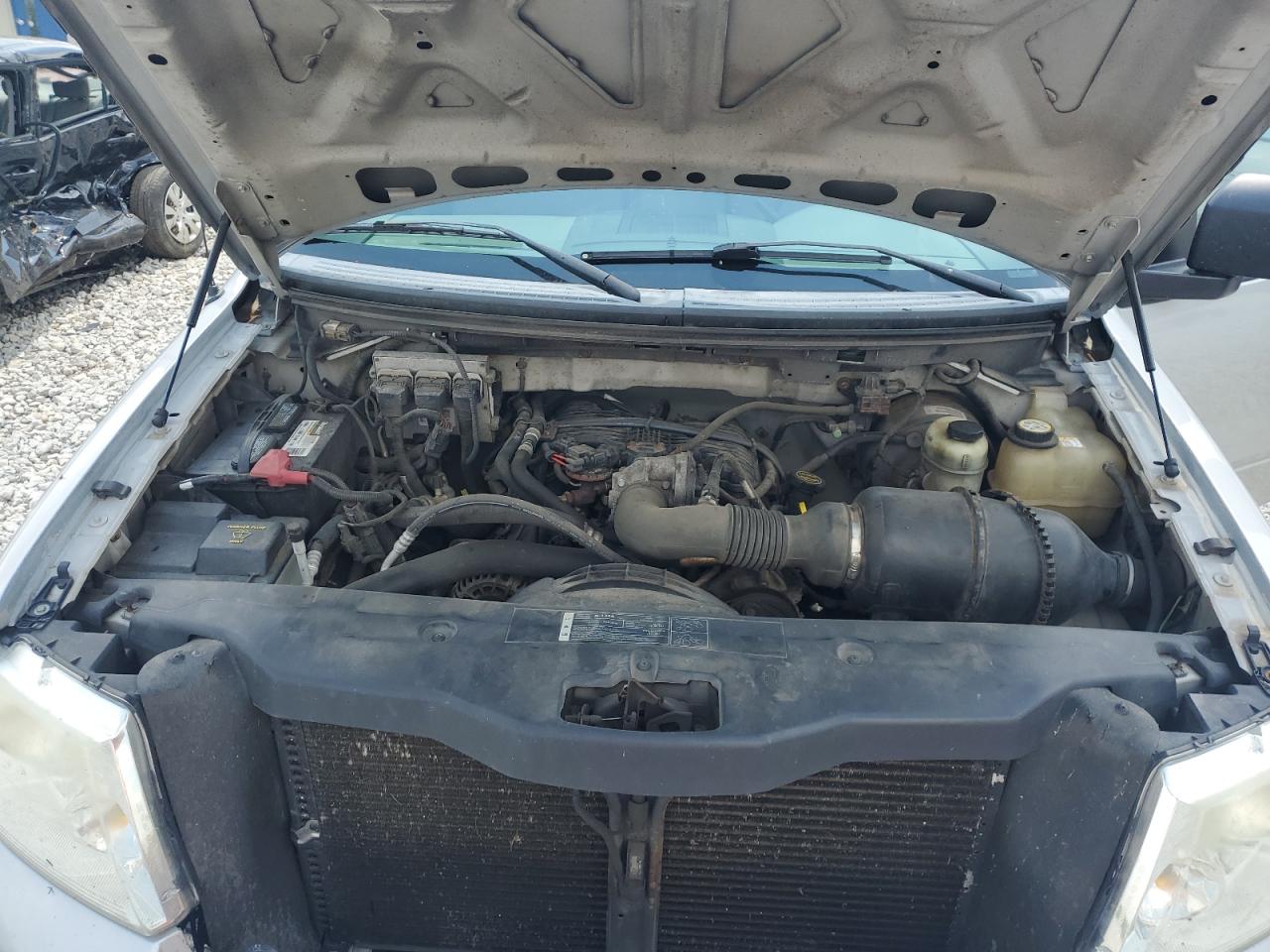 1FTRF12285KE77264 2005 Ford F150 1FTRF12285KE77264 2005 Ford F150