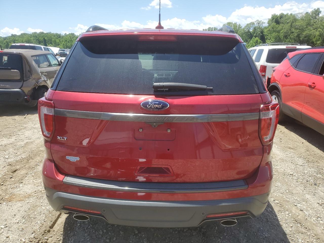 2018 Ford Explorer Xlt vin: 1FM5K7D8XJGC62976