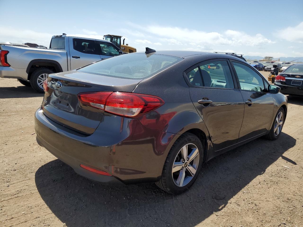 3KPFL4A79JE220525 2018 Kia Forte Lx