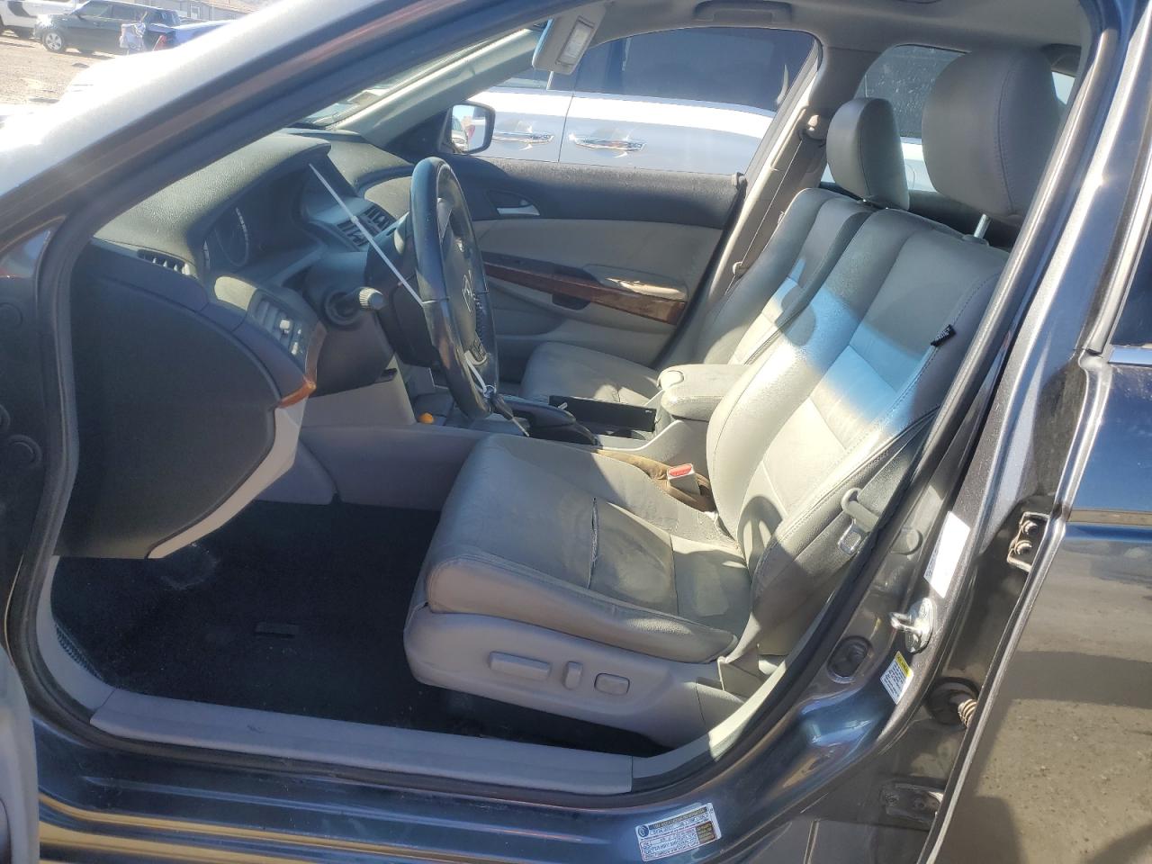 1HGCP2F88BA108706 2011 Honda Accord Exl