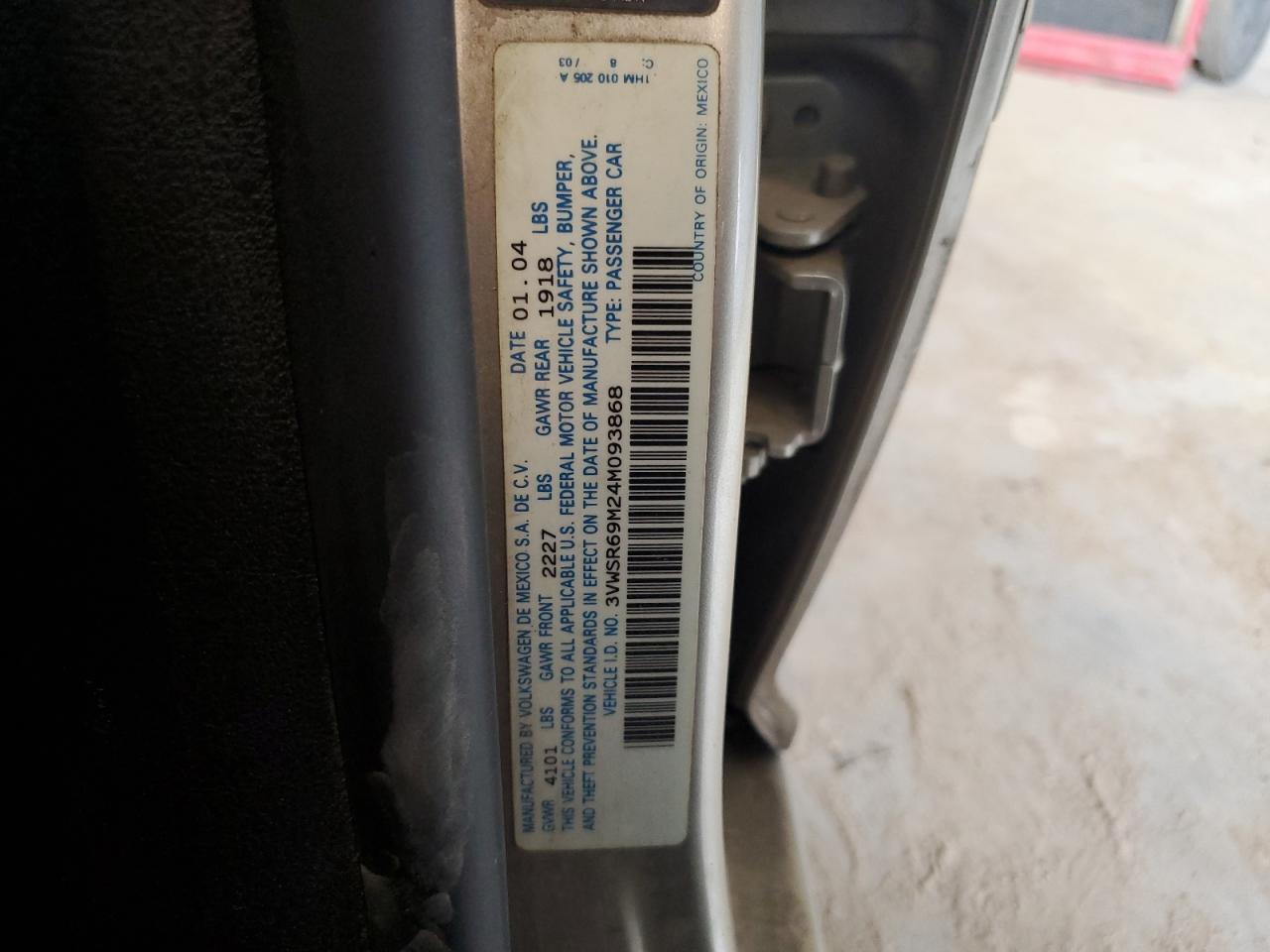 3VWSR69M24M093868 2004 Volkswagen Jetta Gls Tdi