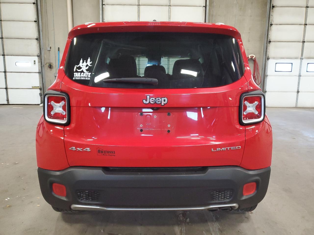 2016 Jeep Renegade Limited vin: ZACCJBDT8GPD03543