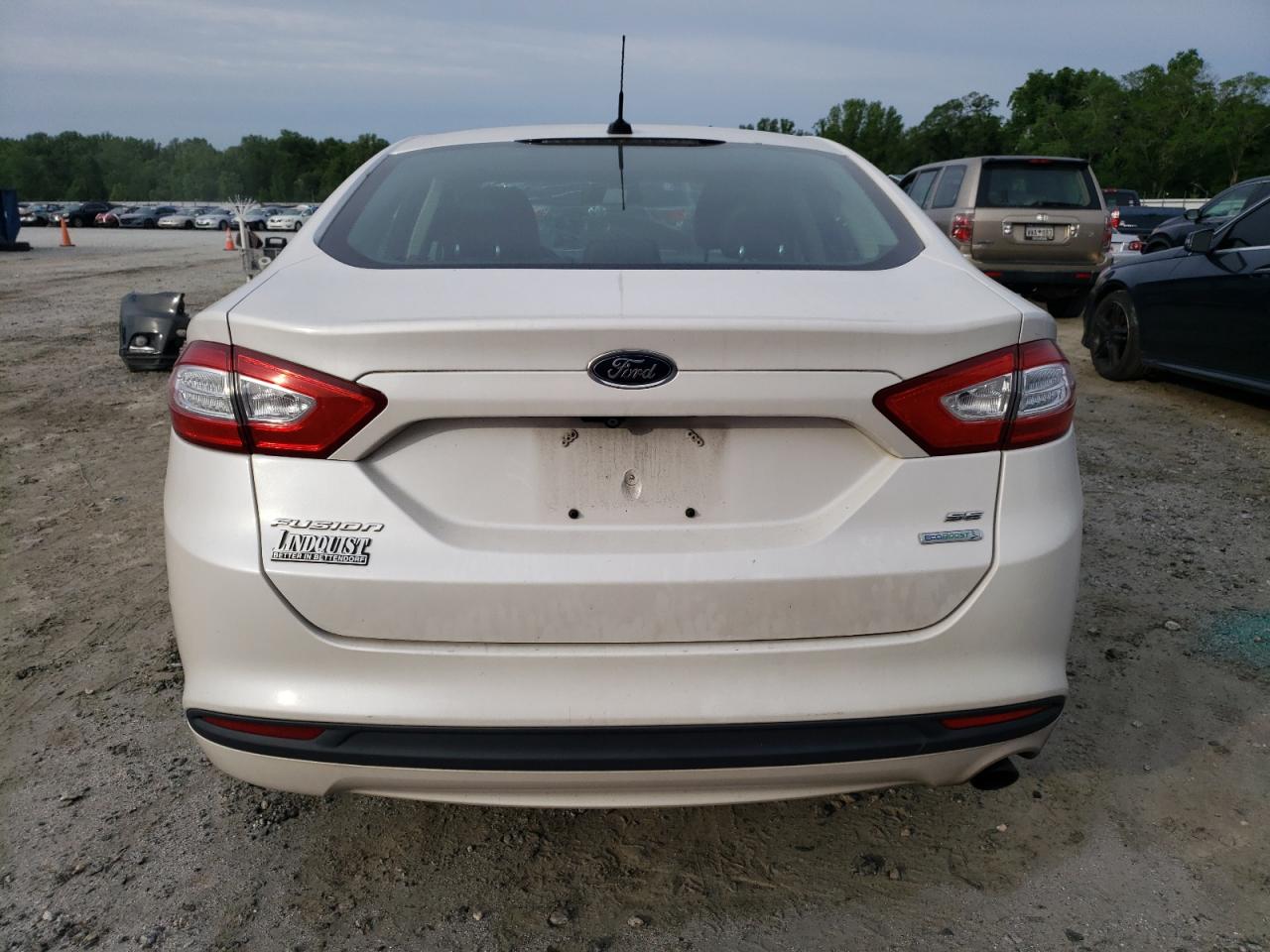 3FA6P0HD8FR275966 2015 Ford Fusion Se