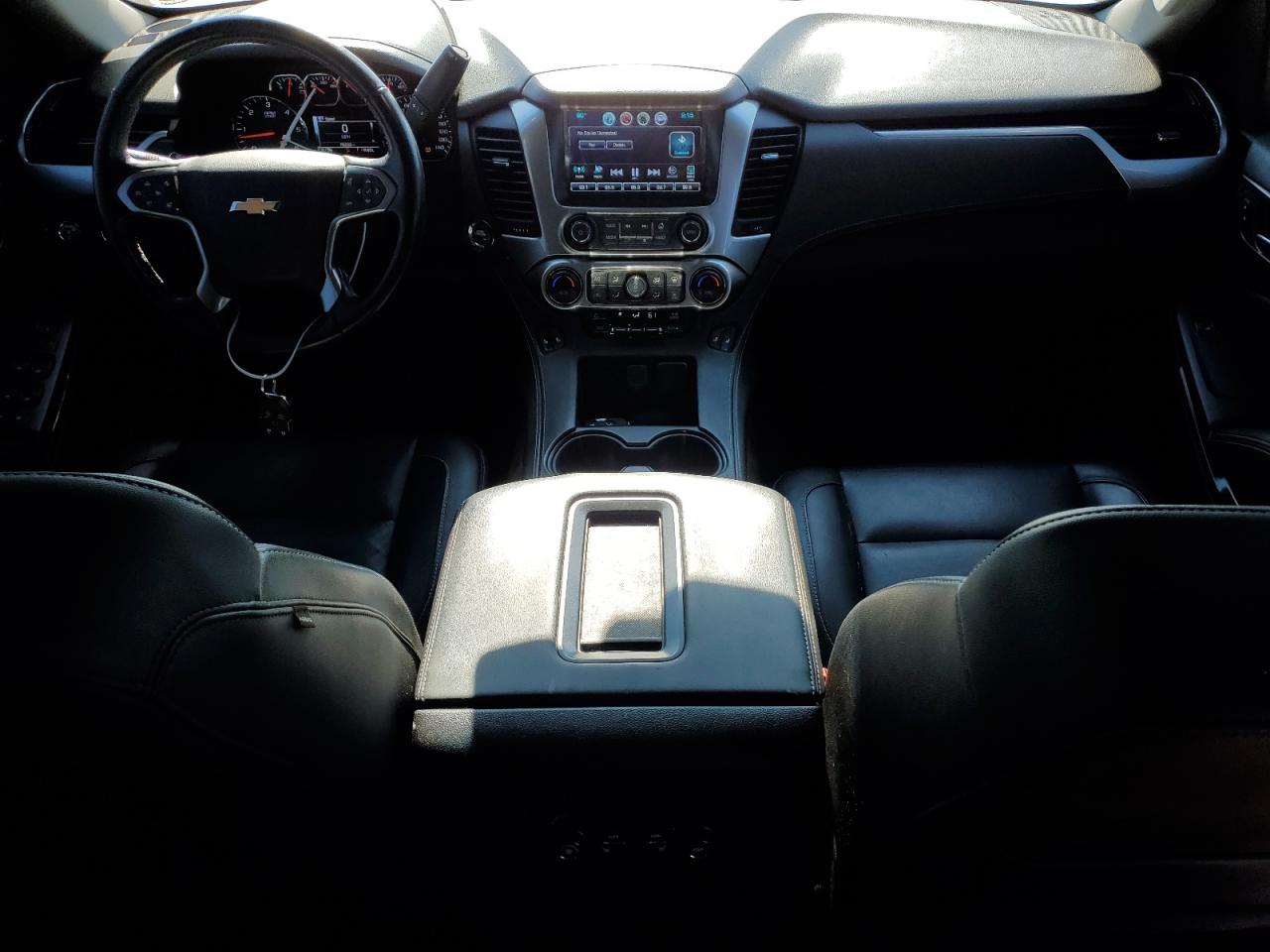 1GNSKBKC9JR375668 2018 Chevrolet Tahoe K1500 Lt