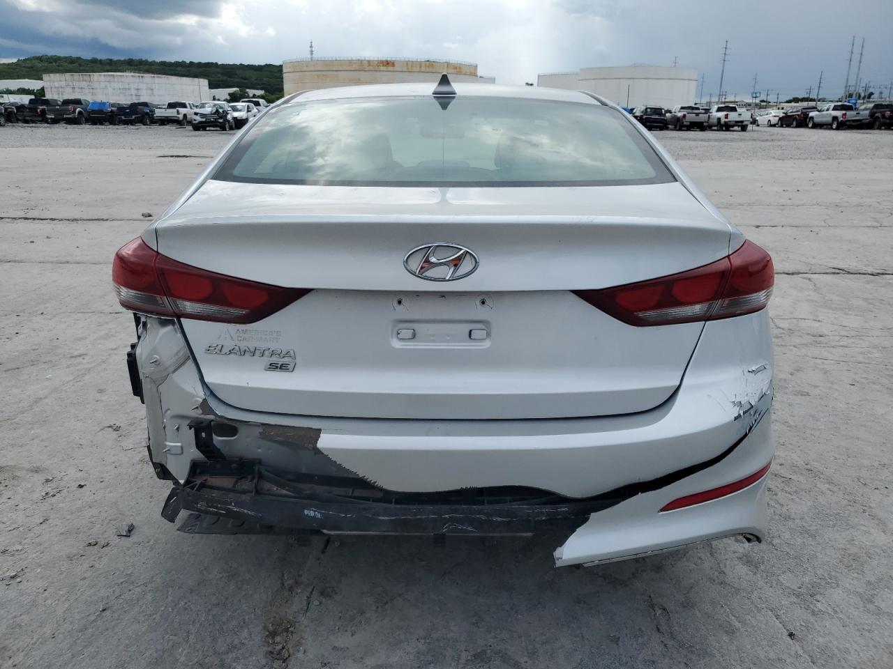 2017 Hyundai Elantra Se vin: KMHD74LFXHU094277