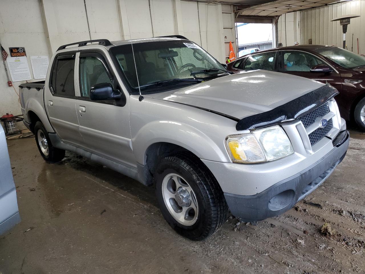 1FMZU67K65UB69733 2005 Ford Explorer Sport Trac