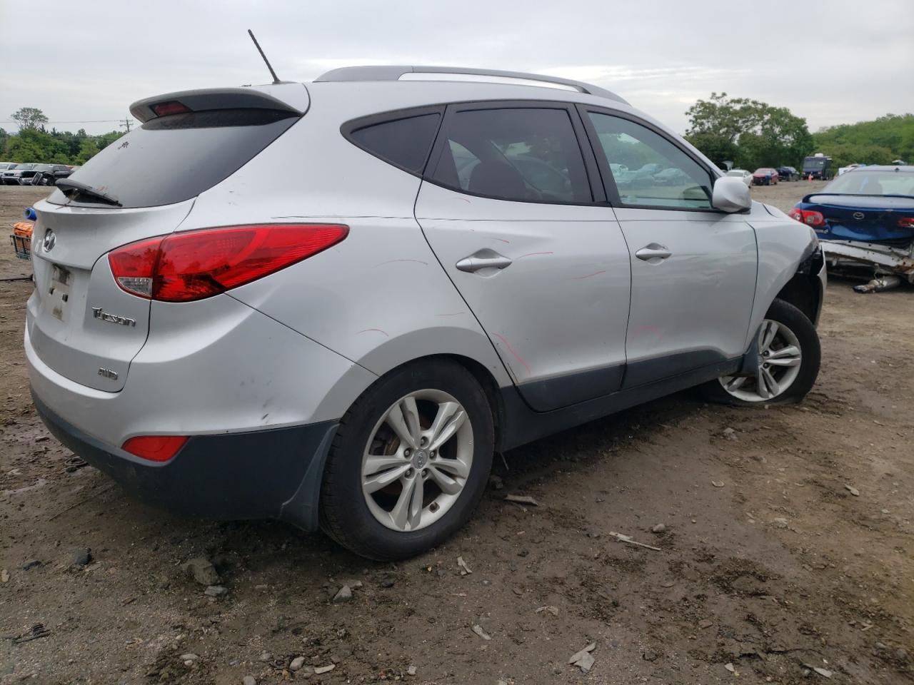 KM8JUCAC2BU309219 2011 Hyundai Tucson Gls