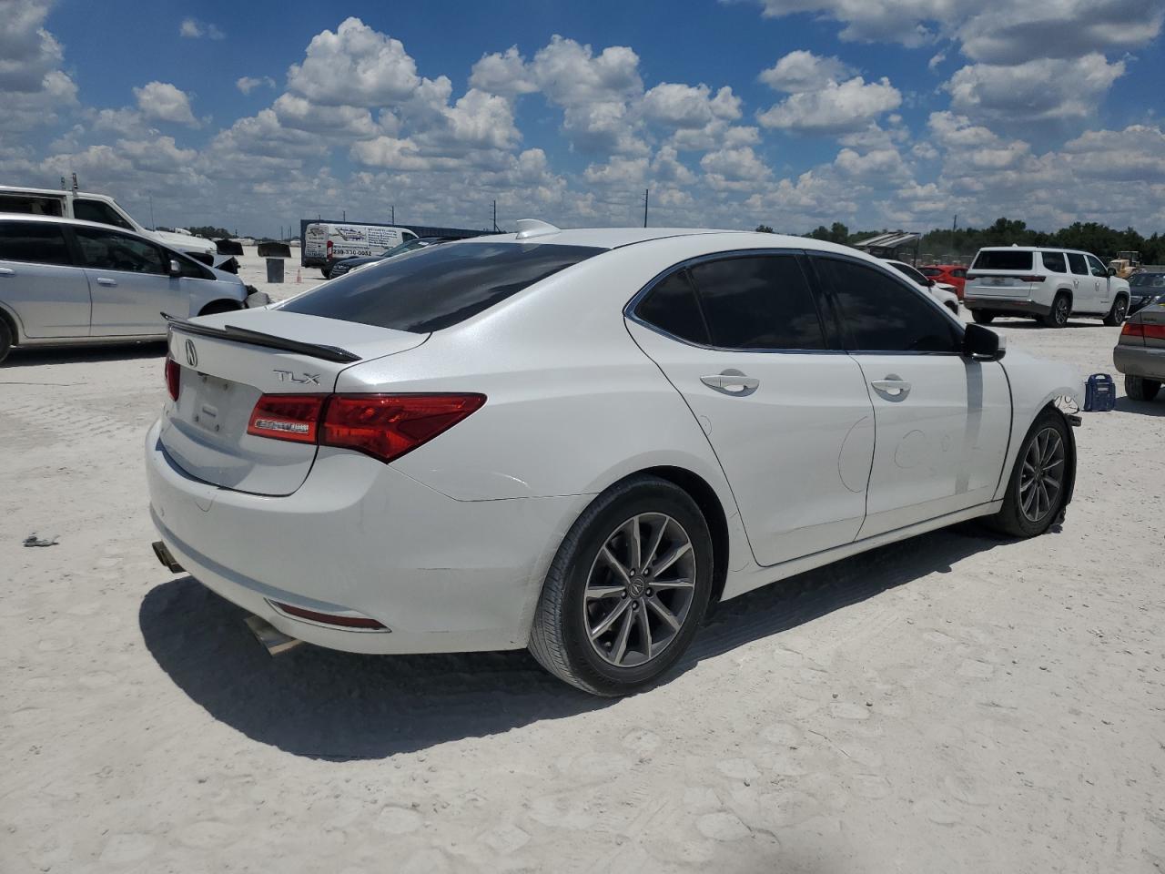 2020 Acura Tlx vin: 19UUB1F38LA014215