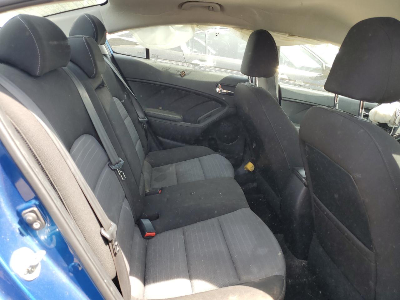 KNAFX4A80F5274843 2015 Kia Forte Ex