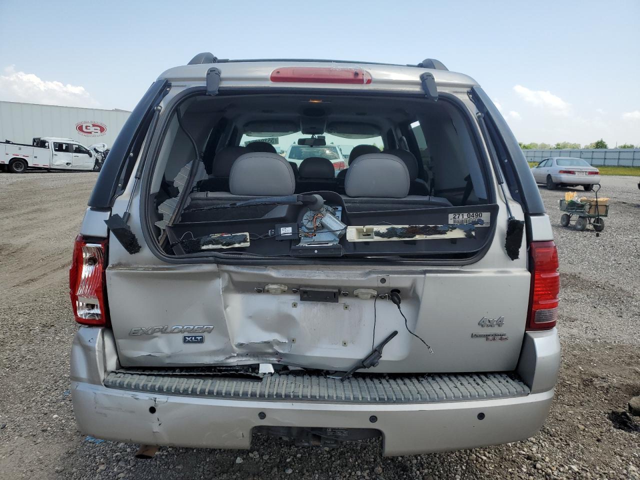 1FMZU63K35ZA18311 2005 Ford Explorer Xlt