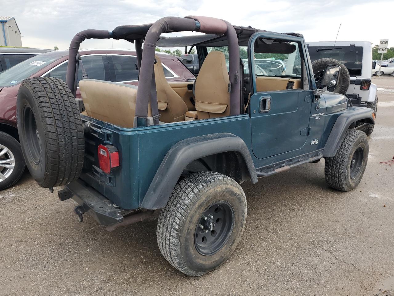 1J4FY19S5WP718053 1998 Jeep Wrangler / Tj Sport