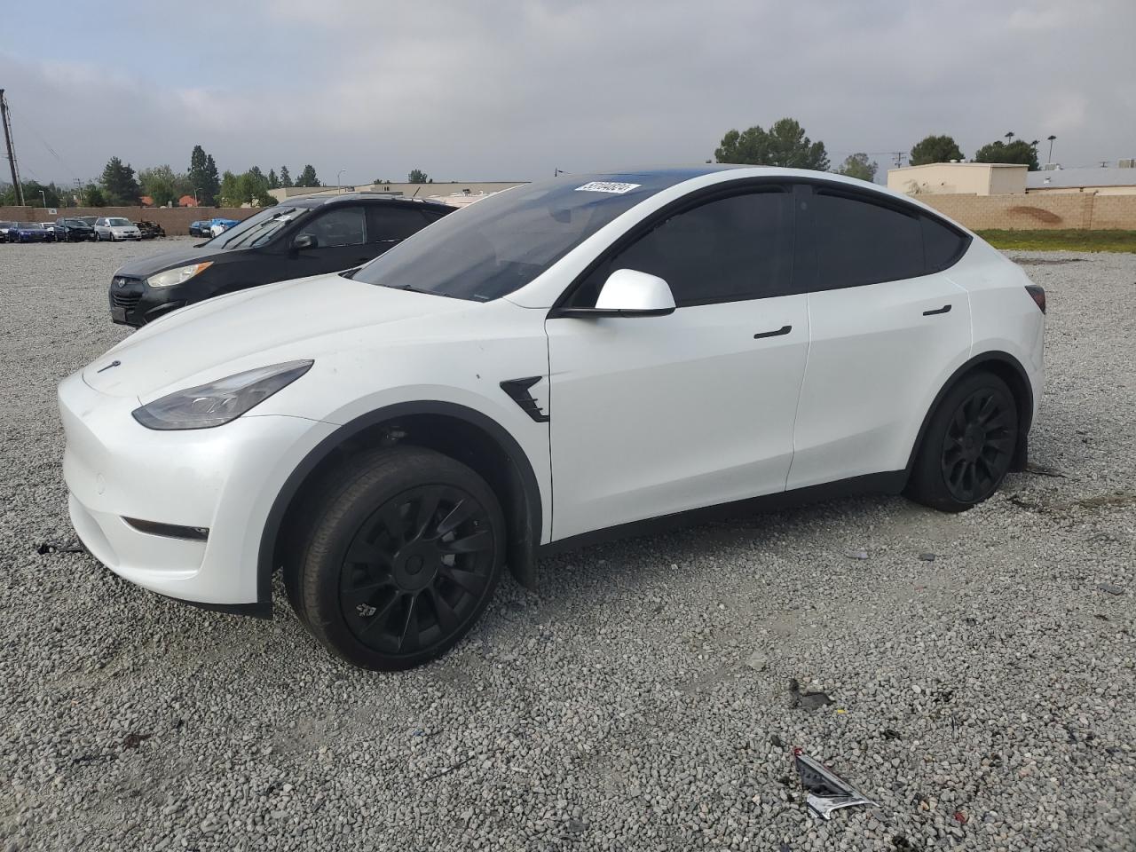 7SAYGAEE4PF780379 2023 Tesla Model Y