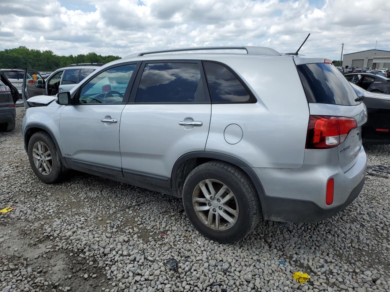 5XYKTCA65FG561978 2015 Kia Sorento Lx