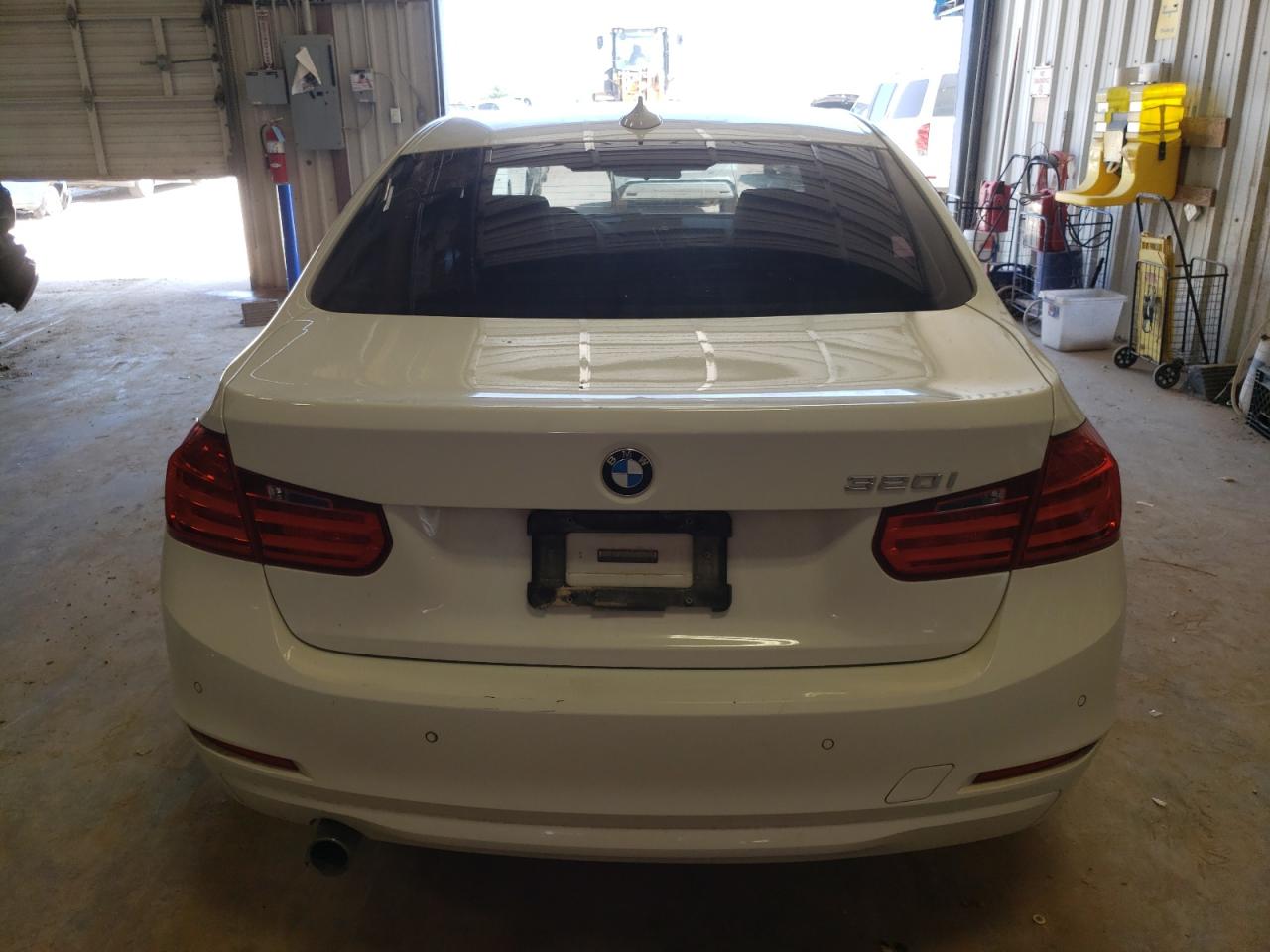 WBA3B1G52FNT06270 2015 BMW 320 I