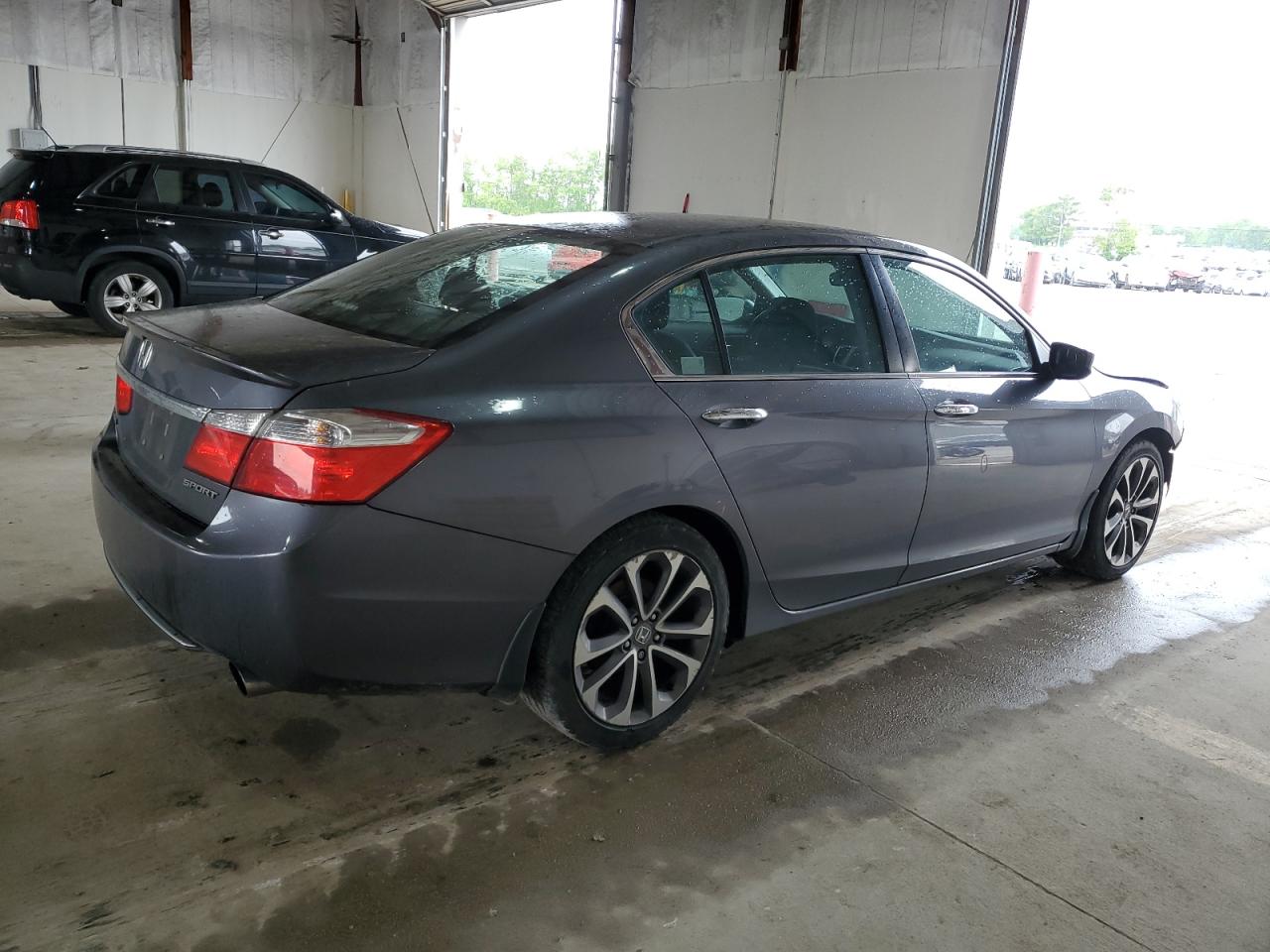 1HGCR2F54DA257133 2013 Honda Accord Sport