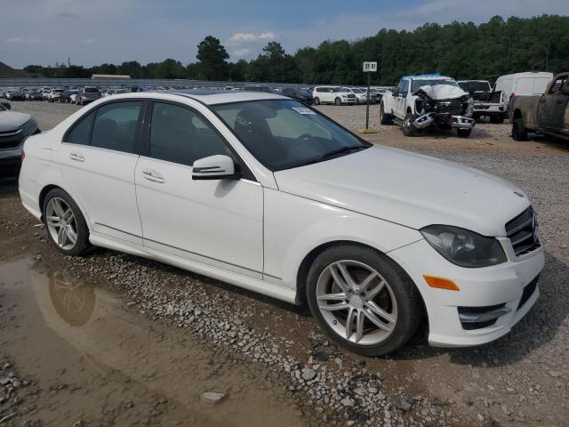 2014 Mercedes-Benz C 250 VIN: WDDGF4HB6EA955550 Lot: 55915384