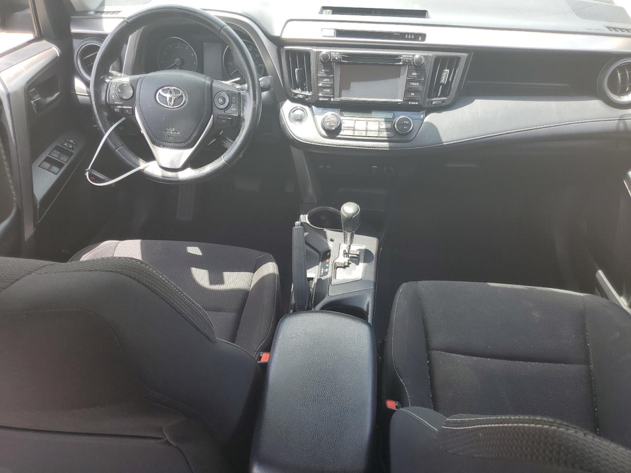 JTMWFREV9JJ200825 2018 Toyota Rav4 Adventure