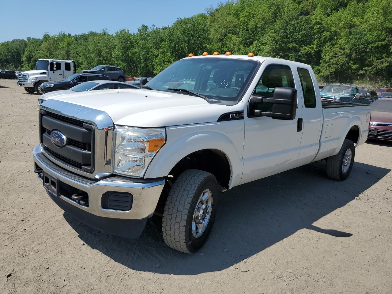 2016 Ford F250 Super Duty vin: 1FT7X2B60GEC12093