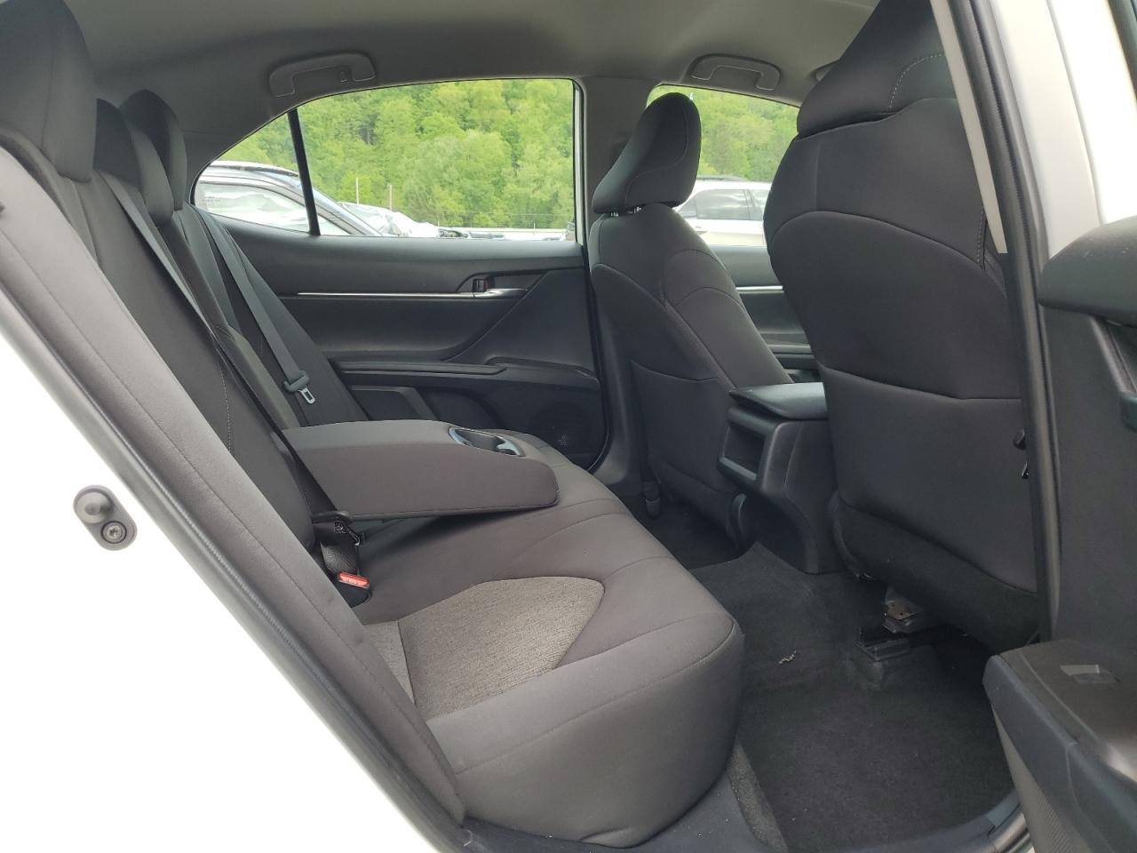 4T1C11AK4NU060486 2022 Toyota Camry Le