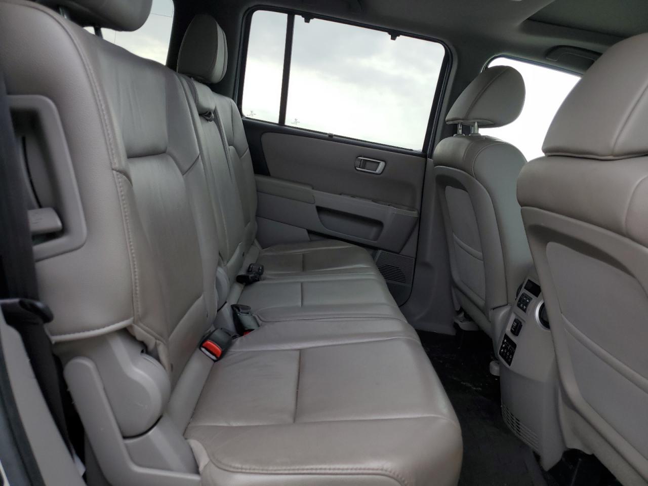 5FNYF4H99DB043657 2013 Honda Pilot Touring