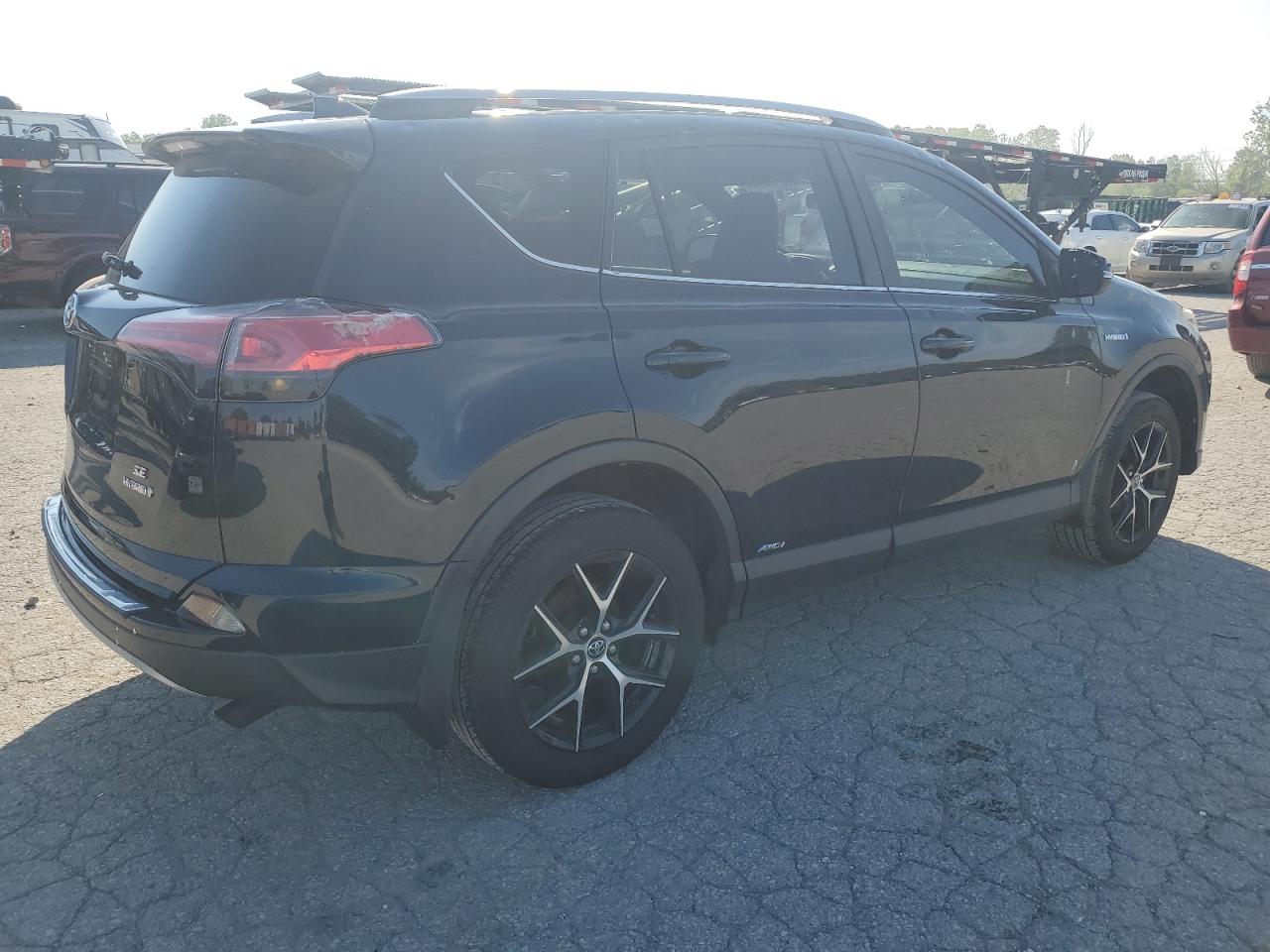 Lot #2510413307 2018 TOYOTA RAV4 HV SE