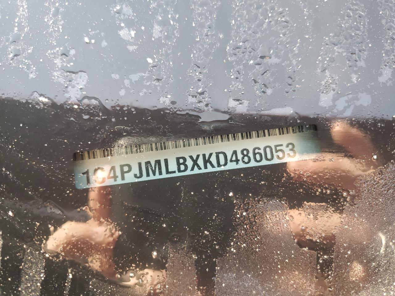 1C4PJMLBXKD486053 2019 Jeep Cherokee Latitude Plus