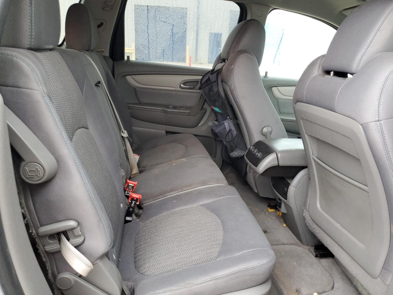 1GNKRFED4FJ189842 2015 Chevrolet Traverse Ls