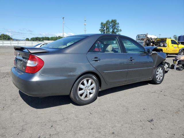 2003 Toyota Camry Le VIN: JTDBF30K030121285 Lot: 54174444