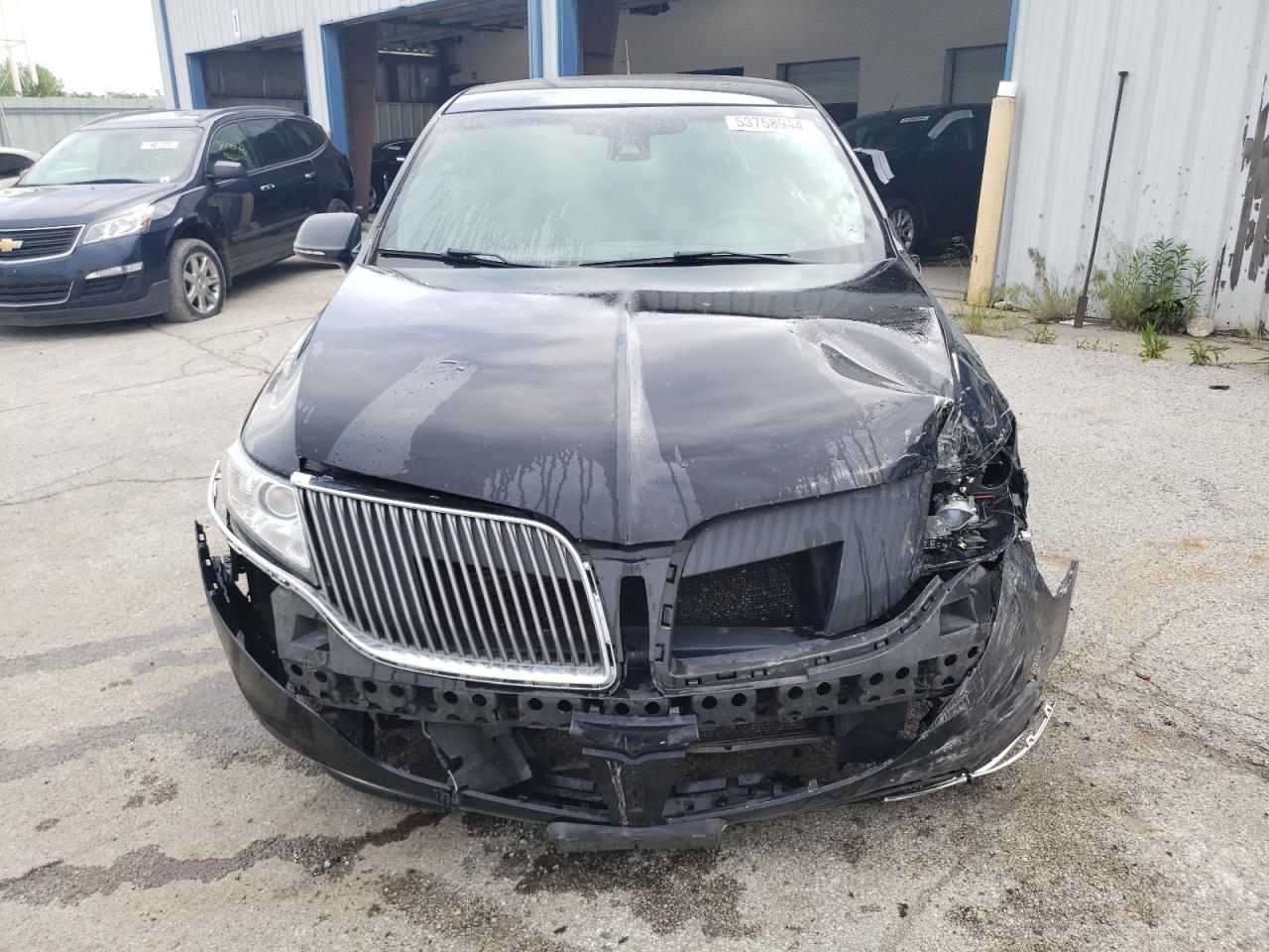 2016 Lincoln Mkt vin: 2LMHJ5NK4GBL00110