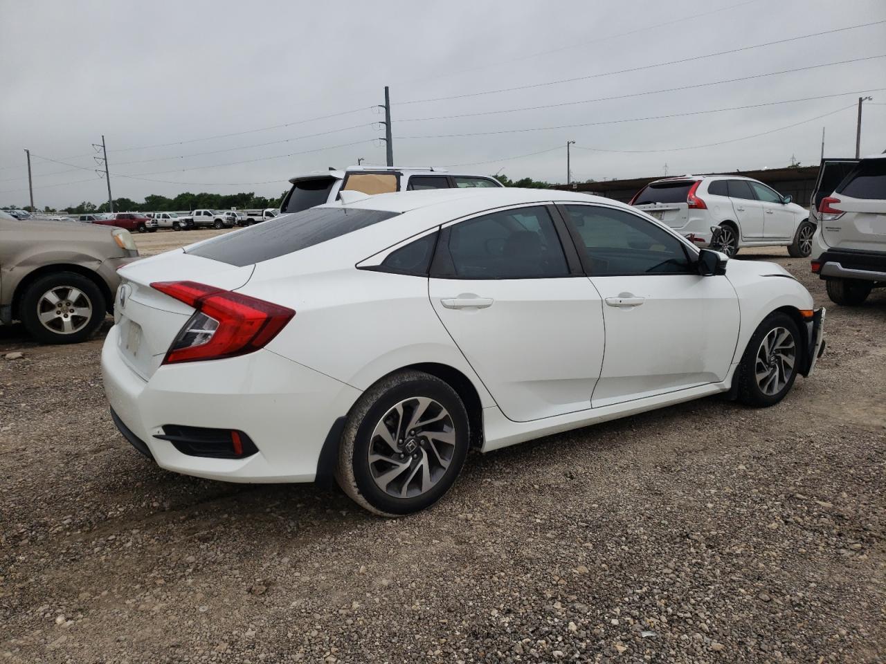 2HGFC2F75JH565814 2018 Honda Civic Ex