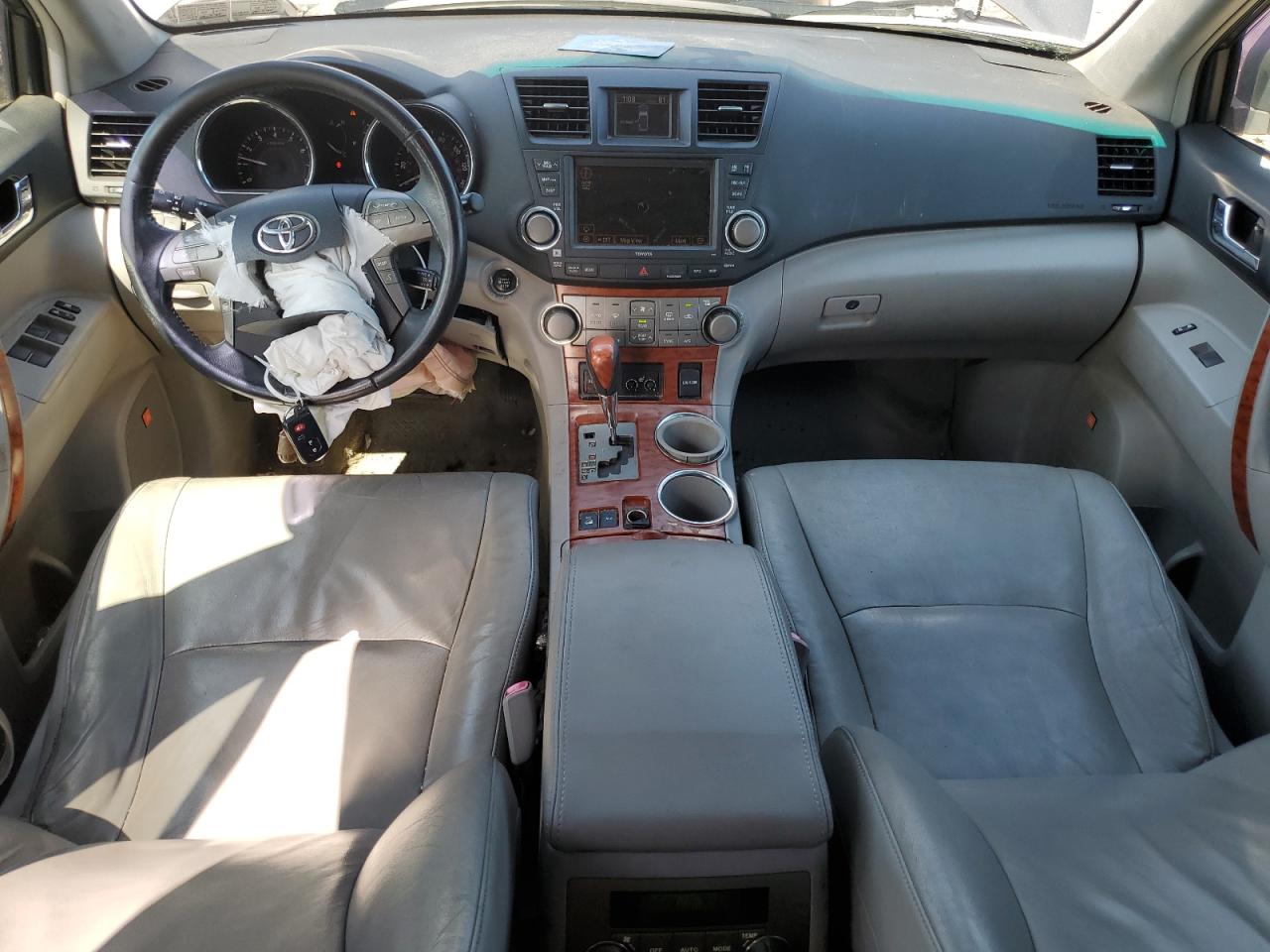 JTEES42A182090428 2008 Toyota Highlander Limited