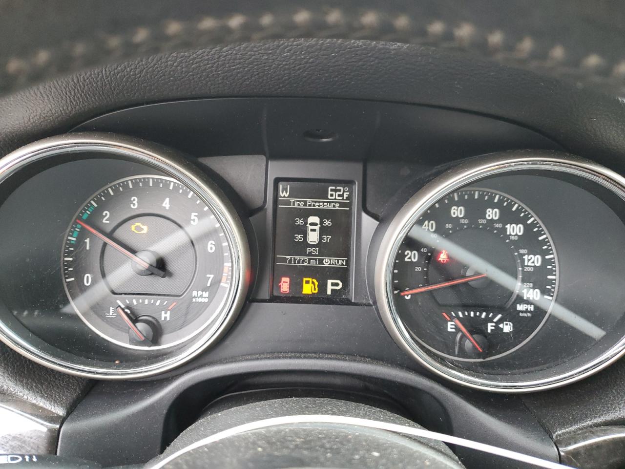 1J4RR4GG7BC510171 2011 Jeep Grand Cherokee Laredo