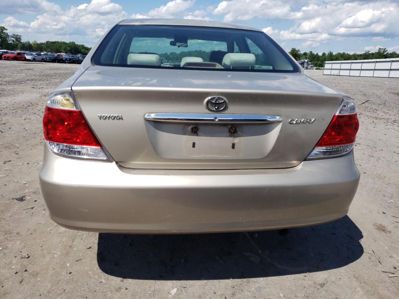 4T1BE30K75U044540 2005 Toyota Camry Le
