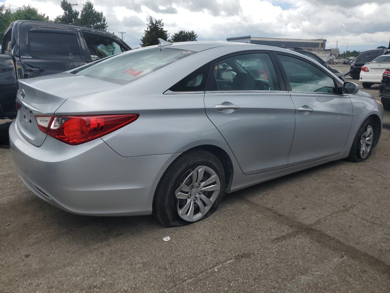 5NPEB4ACXBH070188 2011 Hyundai Sonata Gls