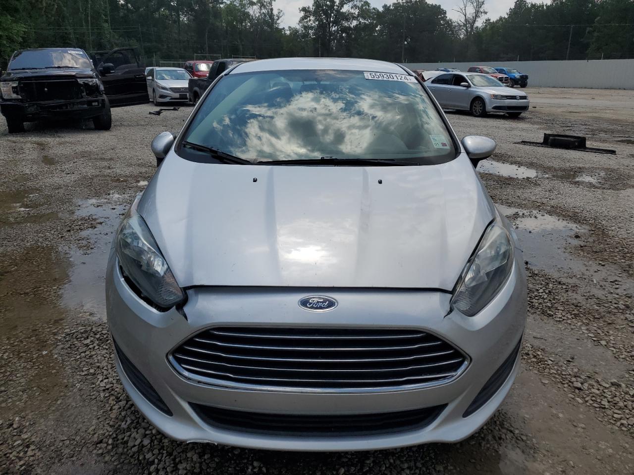 3FADP4BJ9JM138442 2018 Ford Fiesta Se