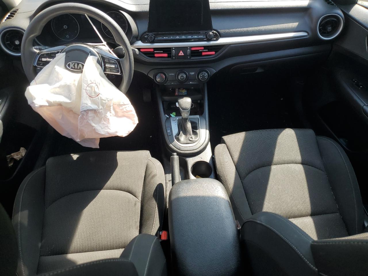 3KPF24AD3LE184391 2020 Kia Forte Fe