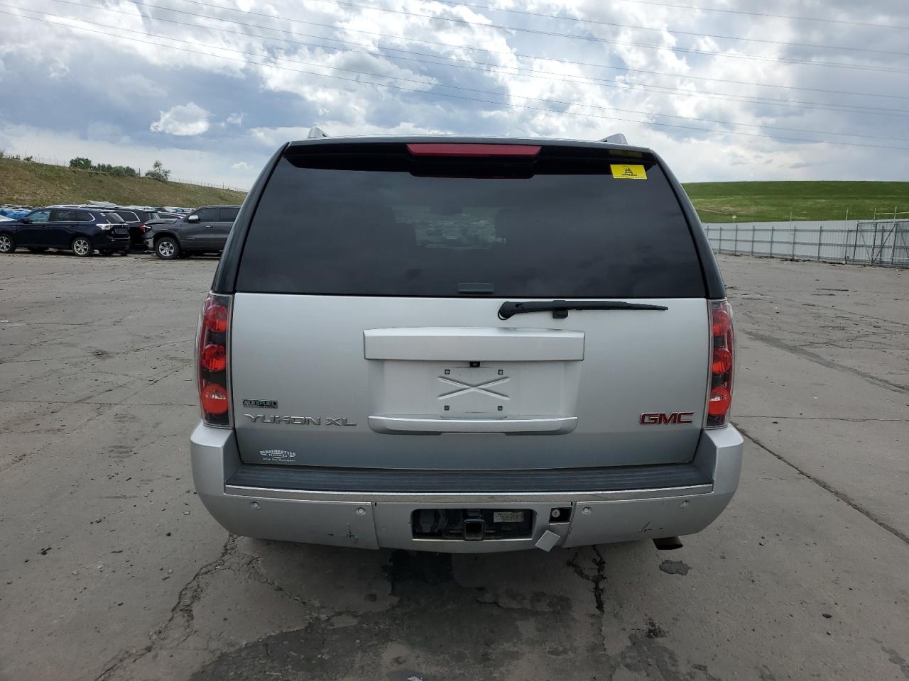 1GKS2MEF5CR236610 2012 GMC Yukon Xl Denali