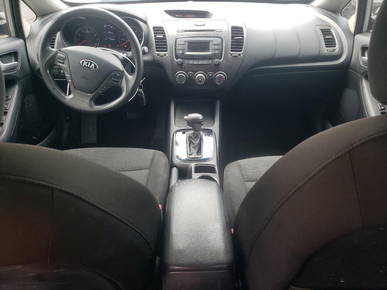 KNAFK5A89H5720138 2017 Kia Forte Lx